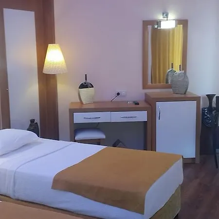 Отель Kleopatra Ikiz Алания